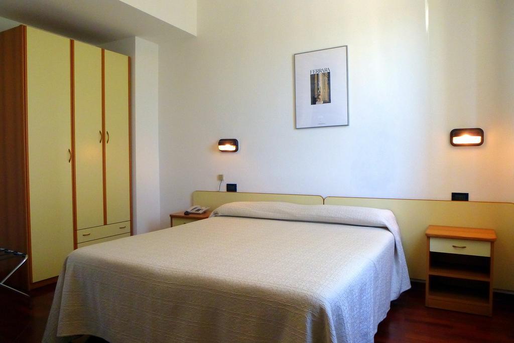 Hotel Daniela Ferrara Room photo